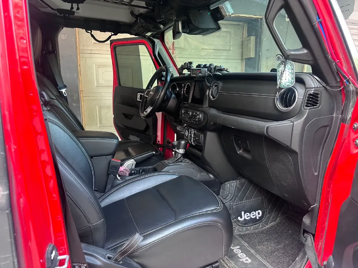 2021 Jeep Wrangler 2.0T 266HP L4 8AT PHEV 17KWH,autocango,china used car exporter,china ev exporter,chinese used car exporter,chinese used ev exporter