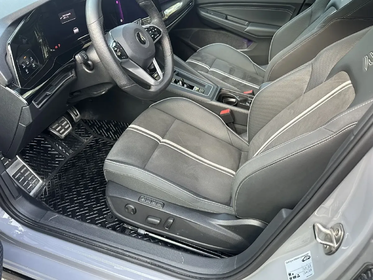 2023 Volkswagen Golf 1.4T 150HP L4 7DCT,autocango,china used car exporter,china ev exporter,chinese used car exporter,chinese used ev exporter