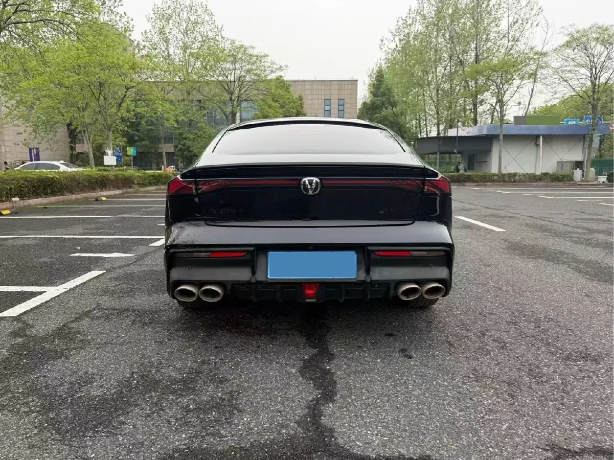 2023 ChangAn UNI-V 2.0T 233HP L4 8AT,autocango,china used car exporter,china ev exporter,chinese used car exporter,chinese used ev exporter