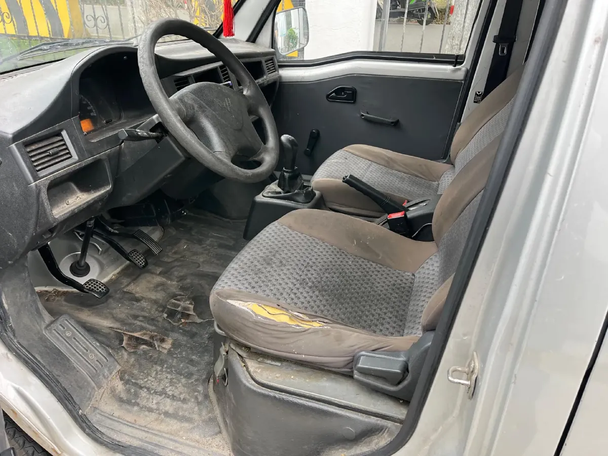 2020 WuLing ZhiGuang 1.2L 76HP L4 5MT,autocango,china used car exporter,china ev exporter,chinese used car exporter,chinese used ev exporter