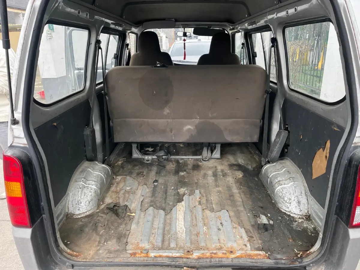 2020 WuLing ZhiGuang 1.2L 76HP L4 5MT,autocango,china used car exporter,china ev exporter,chinese used car exporter,chinese used ev exporter