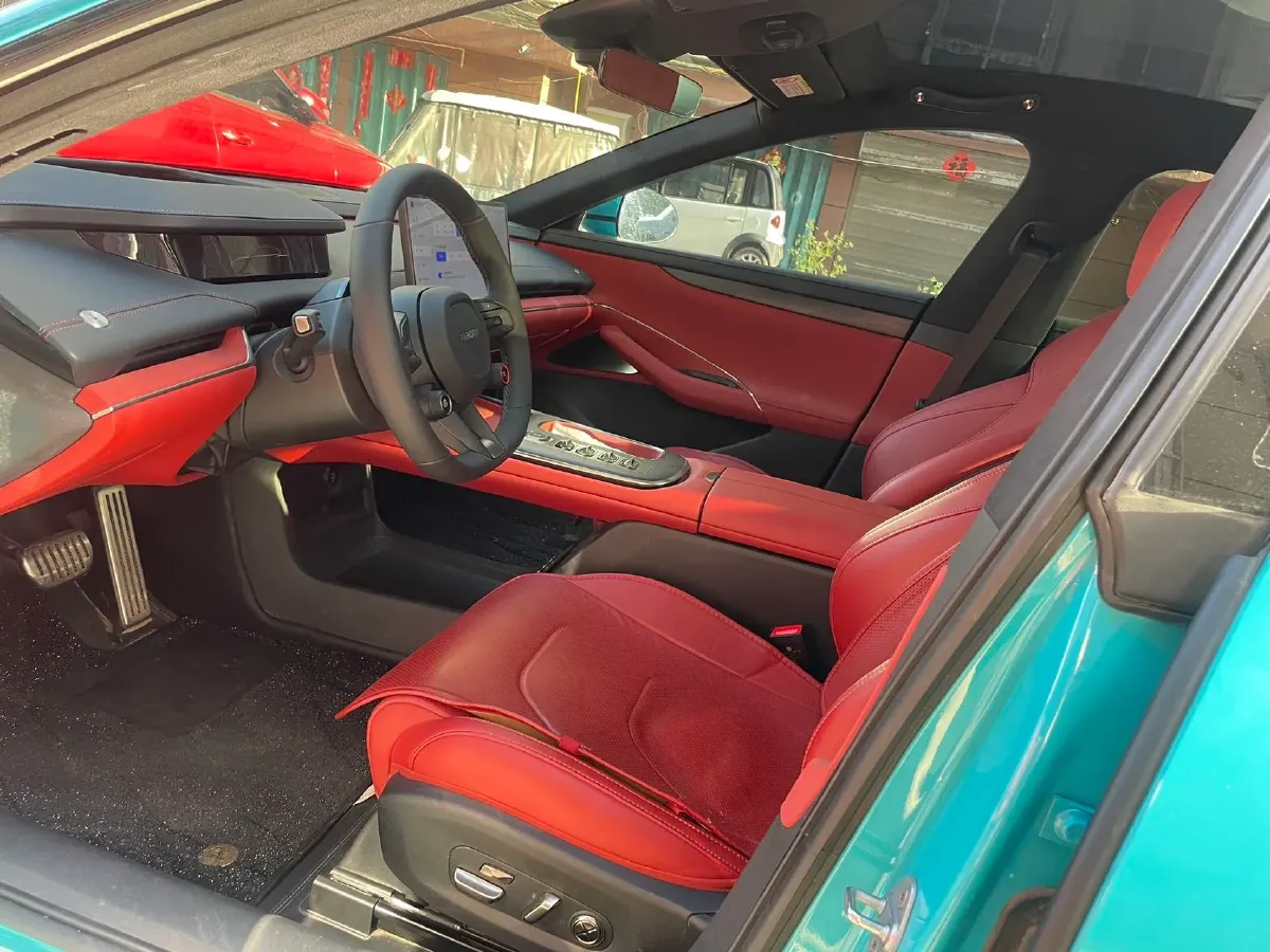 2024 MI SU7 BEV 101KWH,autocango,china used car exporter,china ev exporter,chinese used car exporter,chinese used ev exporter