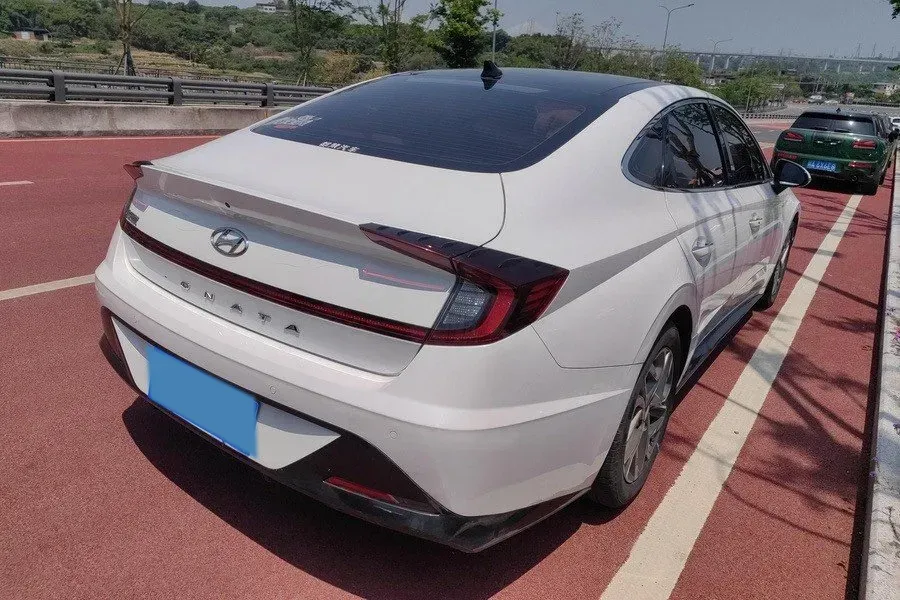 2020 Hyundai Sonata 1.5T 170HP L4 7DCT,autocango,china used car exporter,china ev exporter,chinese used car exporter,chinese used ev exporter