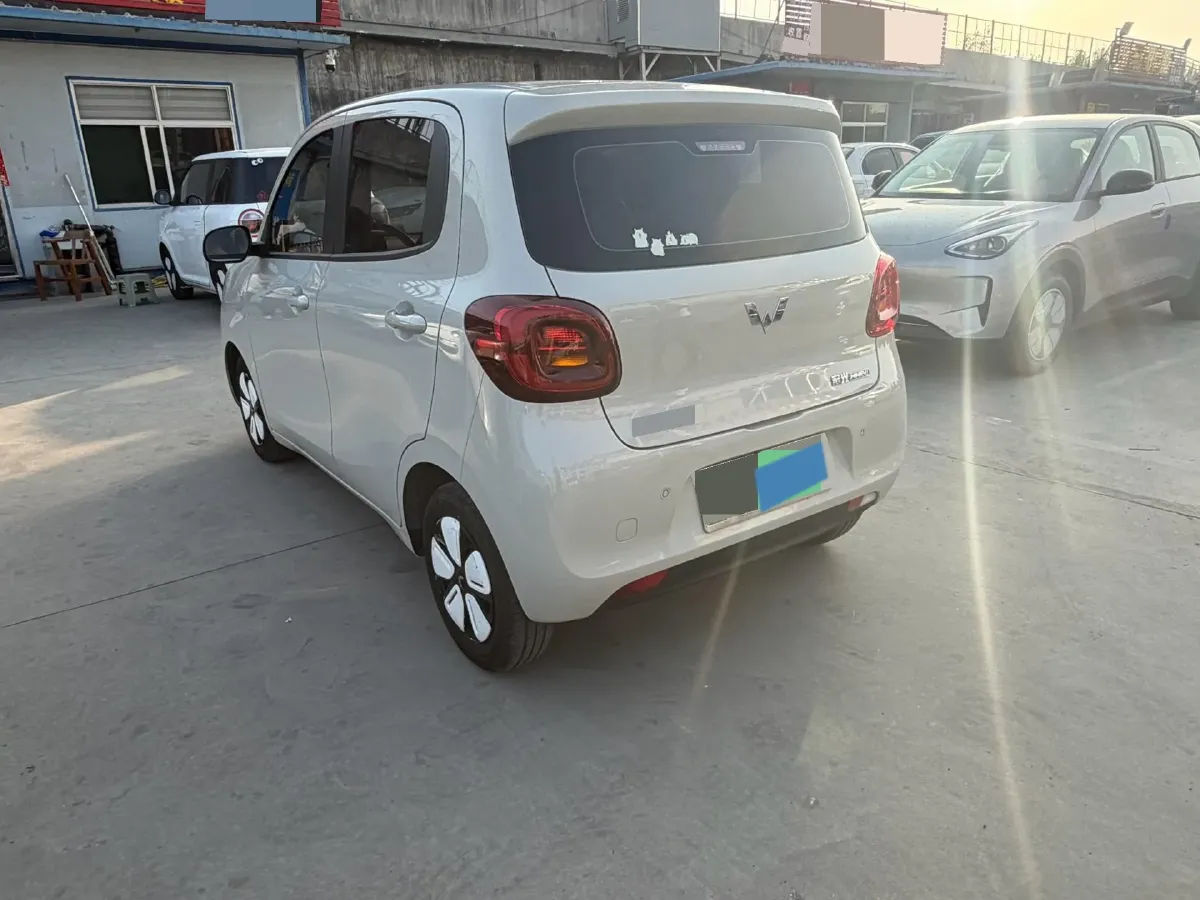 2025 WuLing HongGuang MINI EV BEV 16.2KWH,autocango,china used car exporter,china ev exporter,chinese used car exporter,chinese used ev exporter