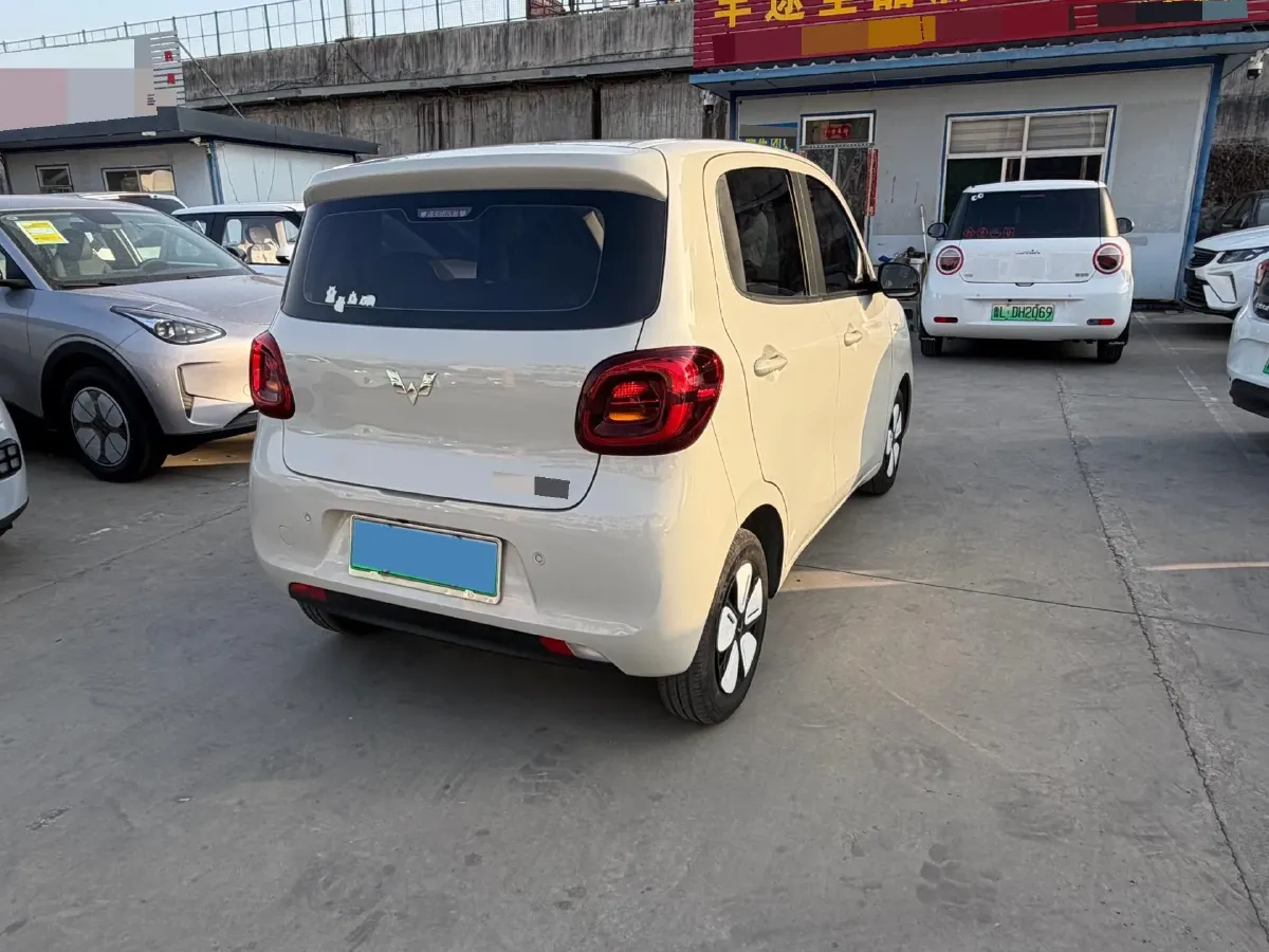 2025 WuLing HongGuang MINI EV BEV 16.2KWH,autocango,china used car exporter,china ev exporter,chinese used car exporter,chinese used ev exporter