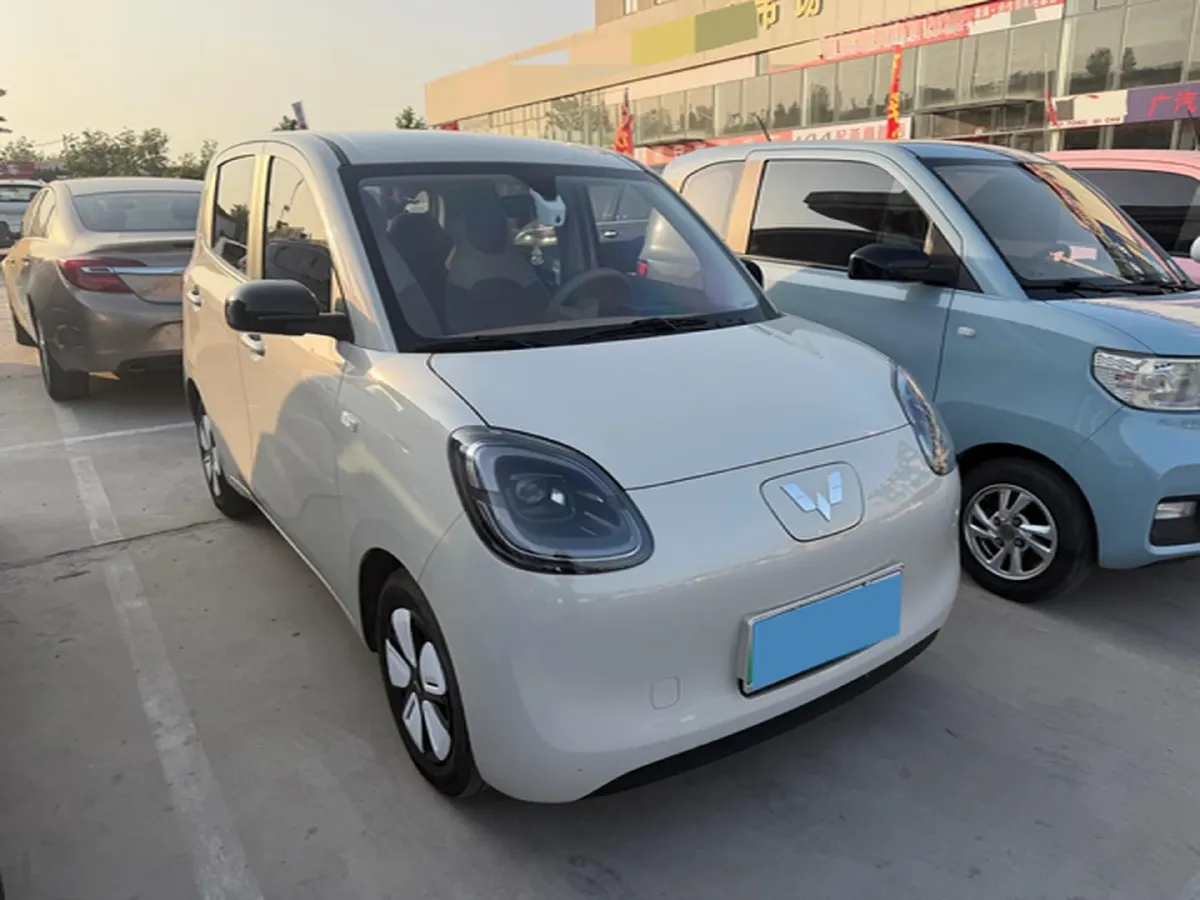 2025 WuLing HongGuang MINI EV BEV 16.2KWH,autocango,china used car exporter,china ev exporter,chinese used car exporter,chinese used ev exporter