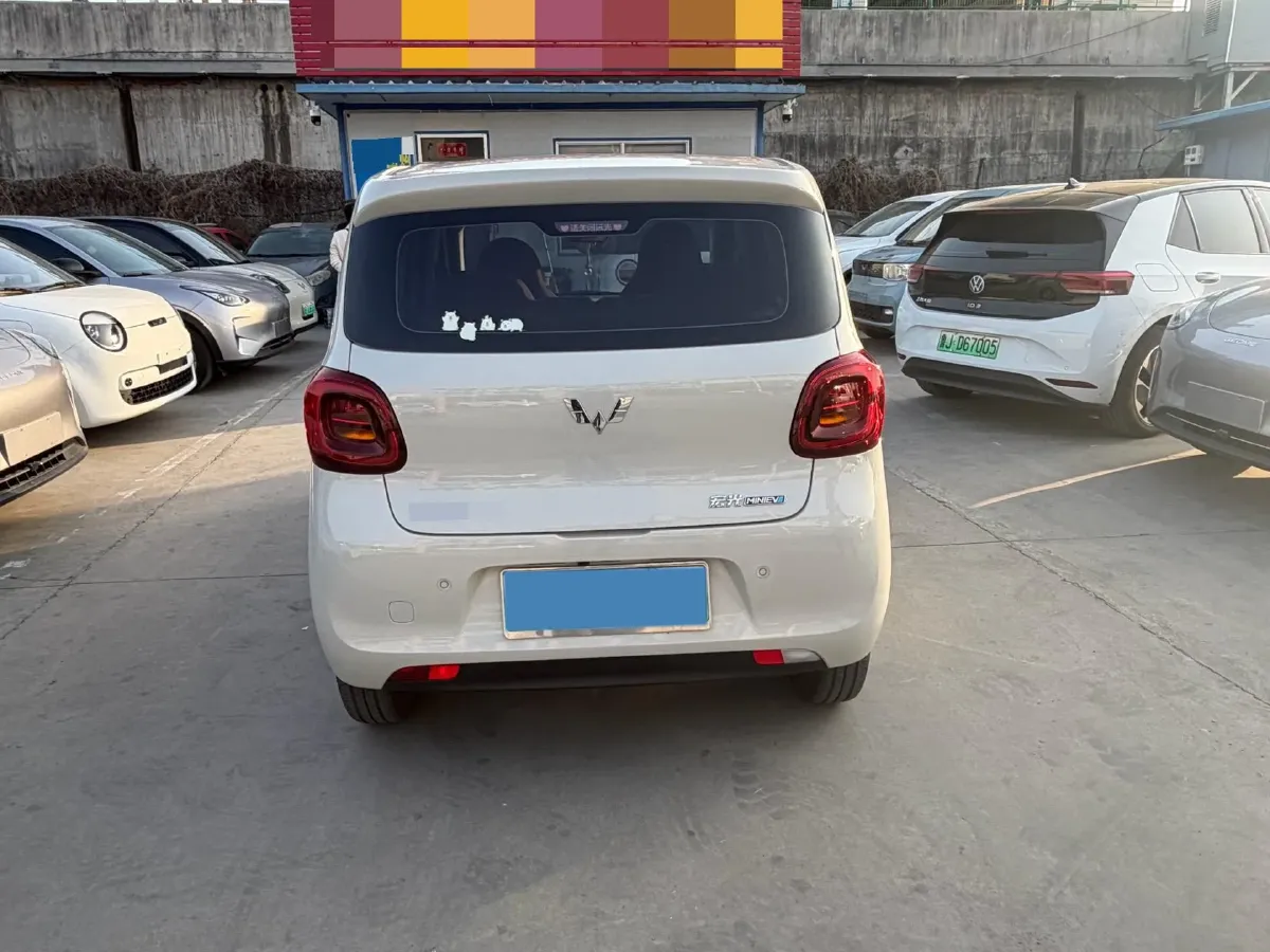2025 WuLing HongGuang MINI EV BEV 16.2KWH,autocango,china used car exporter,china ev exporter,chinese used car exporter,chinese used ev exporter