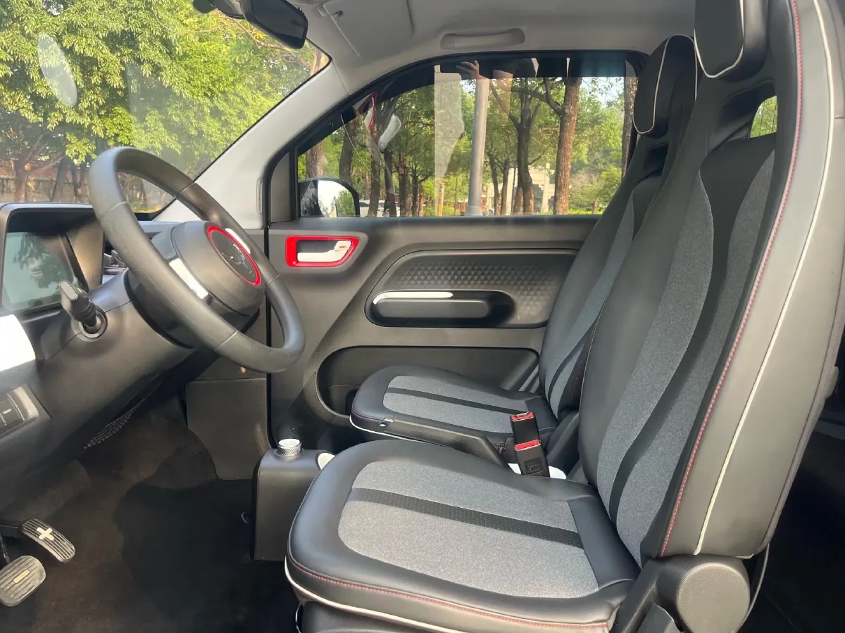 2022 WuLing HongGuang MINI EV BEV 26.5KWH,autocango,china used car exporter,china ev exporter,chinese used car exporter,chinese used ev exporter