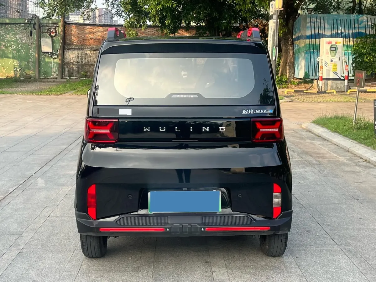 2022 WuLing HongGuang MINI EV BEV 26.5KWH,autocango,china used car exporter,china ev exporter,chinese used car exporter,chinese used ev exporter