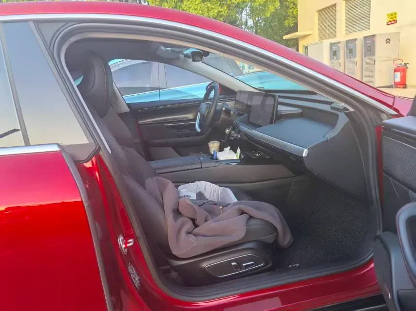 2020 Xpeng P7 BEV 70.8KWH,autocango,china used car exporter,china ev exporter,chinese used car exporter,chinese used ev exporter