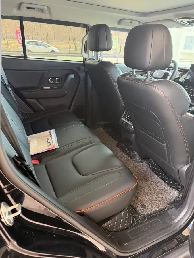 2025 Jetour Freeman 2.0T 254HP L4 8AT,autocango,china used car exporter,china ev exporter,chinese used car exporter,chinese used ev exporter