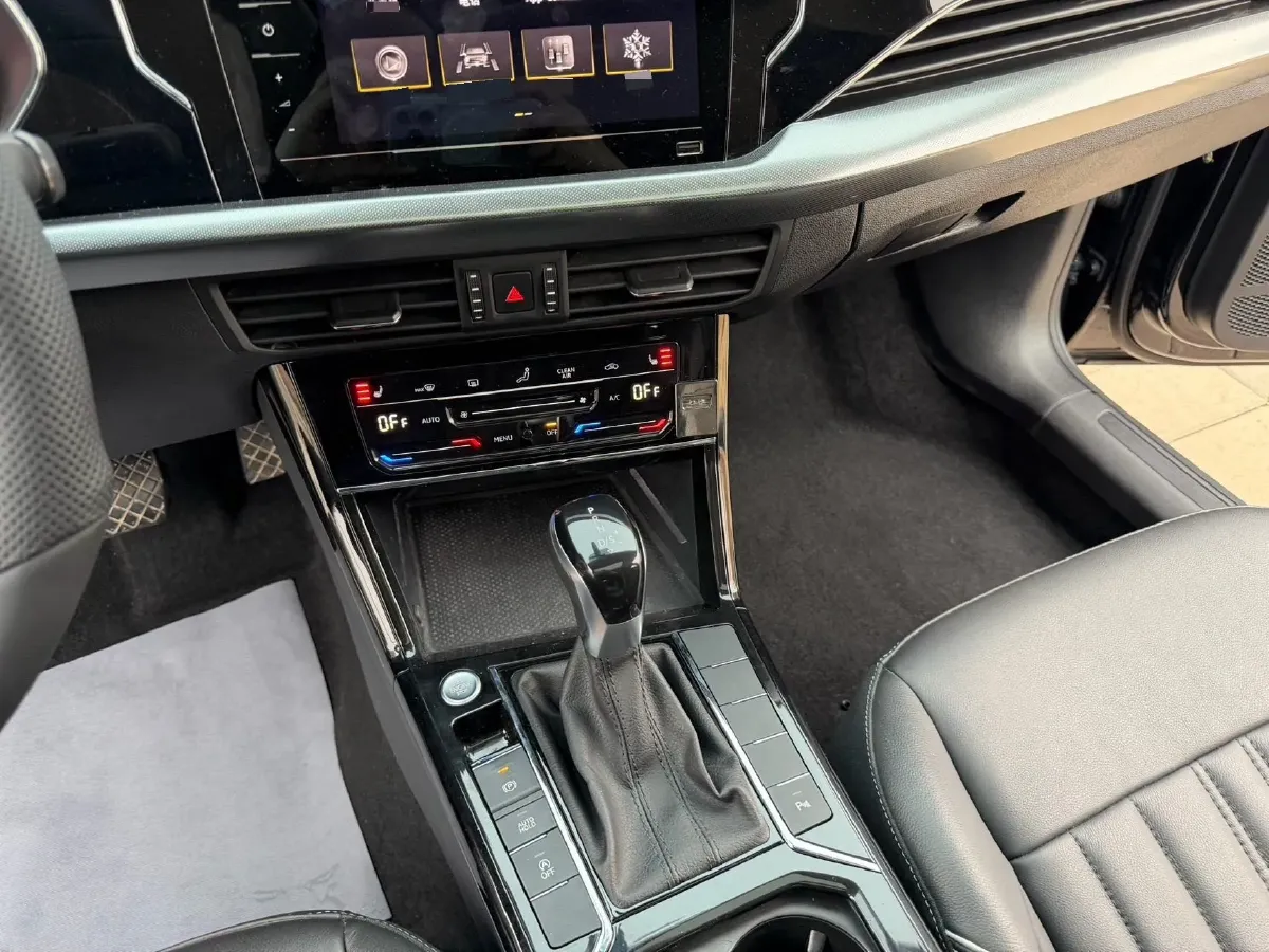 2023 Volkswagen Passat 1.4T 150HP L4 7DCT,autocango,china used car exporter,china ev exporter,chinese used car exporter,chinese used ev exporter