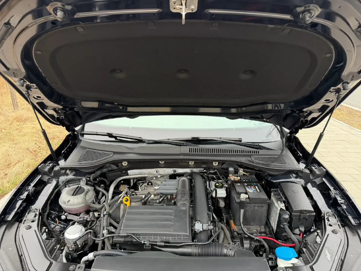 2023 Volkswagen Passat 1.4T 150HP L4 7DCT,autocango,china used car exporter,china ev exporter,chinese used car exporter,chinese used ev exporter