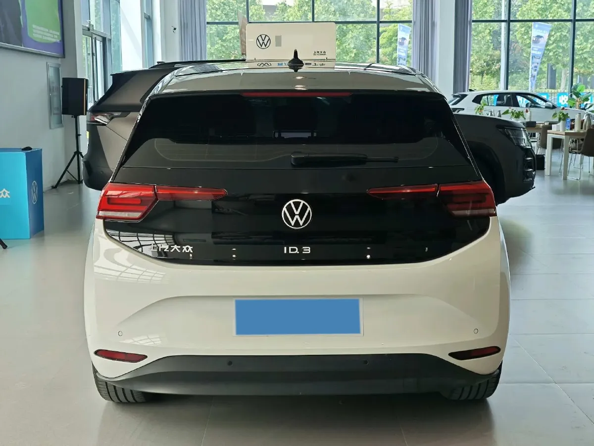 2025 Volkswagen ID.3 BEV 52.8KWH,autocango,china used car exporter,china ev exporter,chinese used car exporter,chinese used ev exporter
