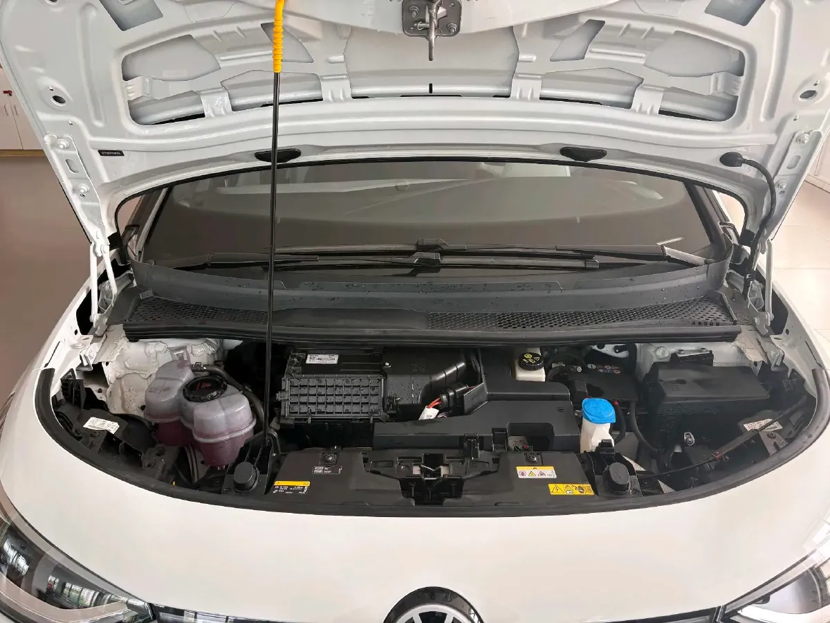 2025 Volkswagen ID.3 BEV 52.8KWH,autocango,china used car exporter,china ev exporter,chinese used car exporter,chinese used ev exporter