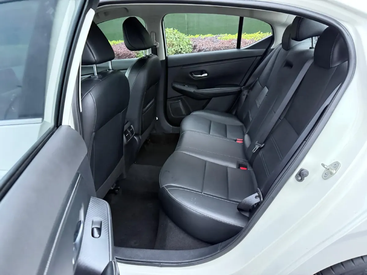 2021 Nissan Sylphy 1.6L 135HP L4 CVT,autocango,china used car exporter,china ev exporter,chinese used car exporter,chinese used ev exporter