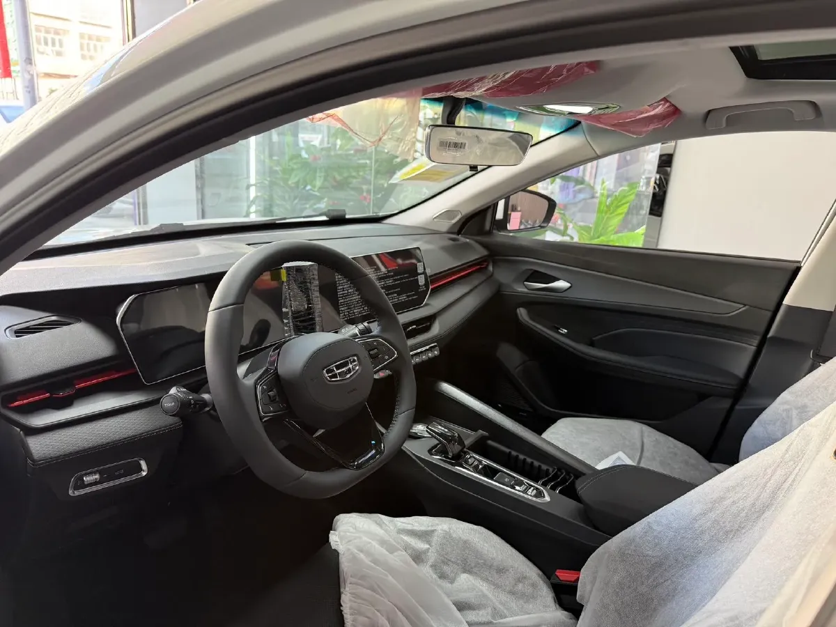 2024 Geely Binray 1.5T 181HP L4 7DCT,autocango,china used car exporter,china ev exporter,chinese used car exporter,chinese used ev exporter