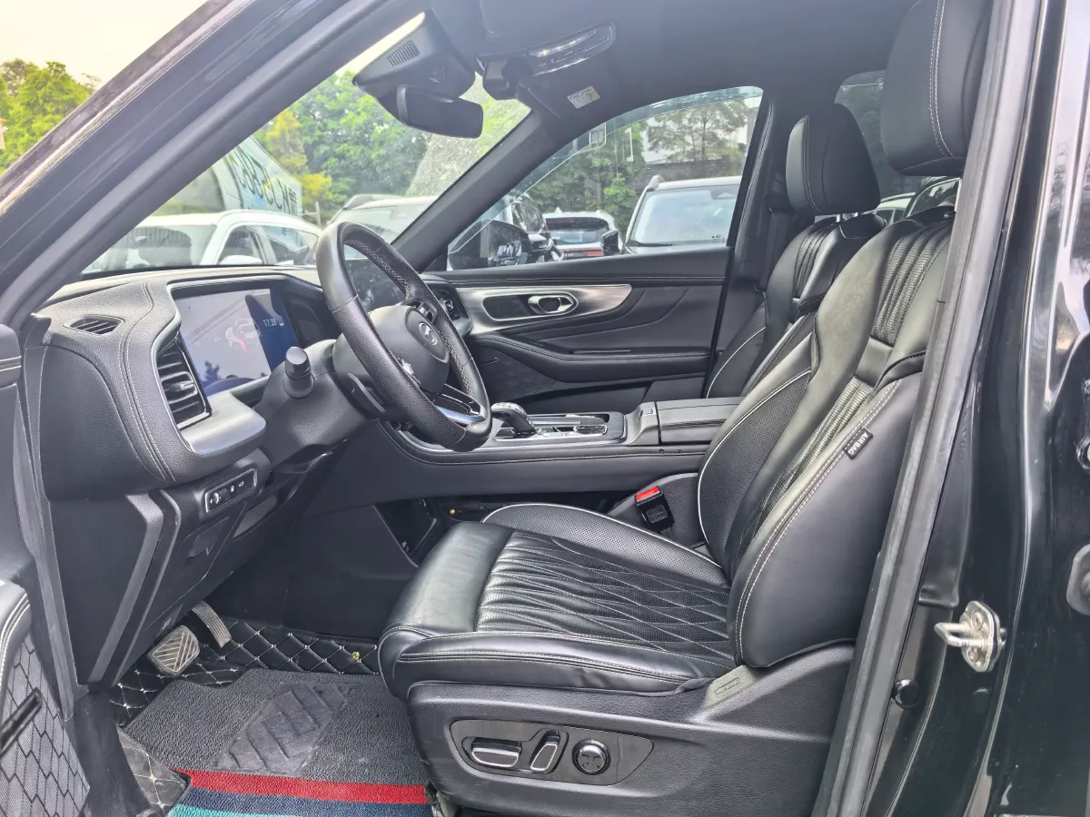 2022 GAC Trumpchi GS8 2.0T 252HP L4 8AT,autocango,china used car exporter,china ev exporter,chinese used car exporter,chinese used ev exporter