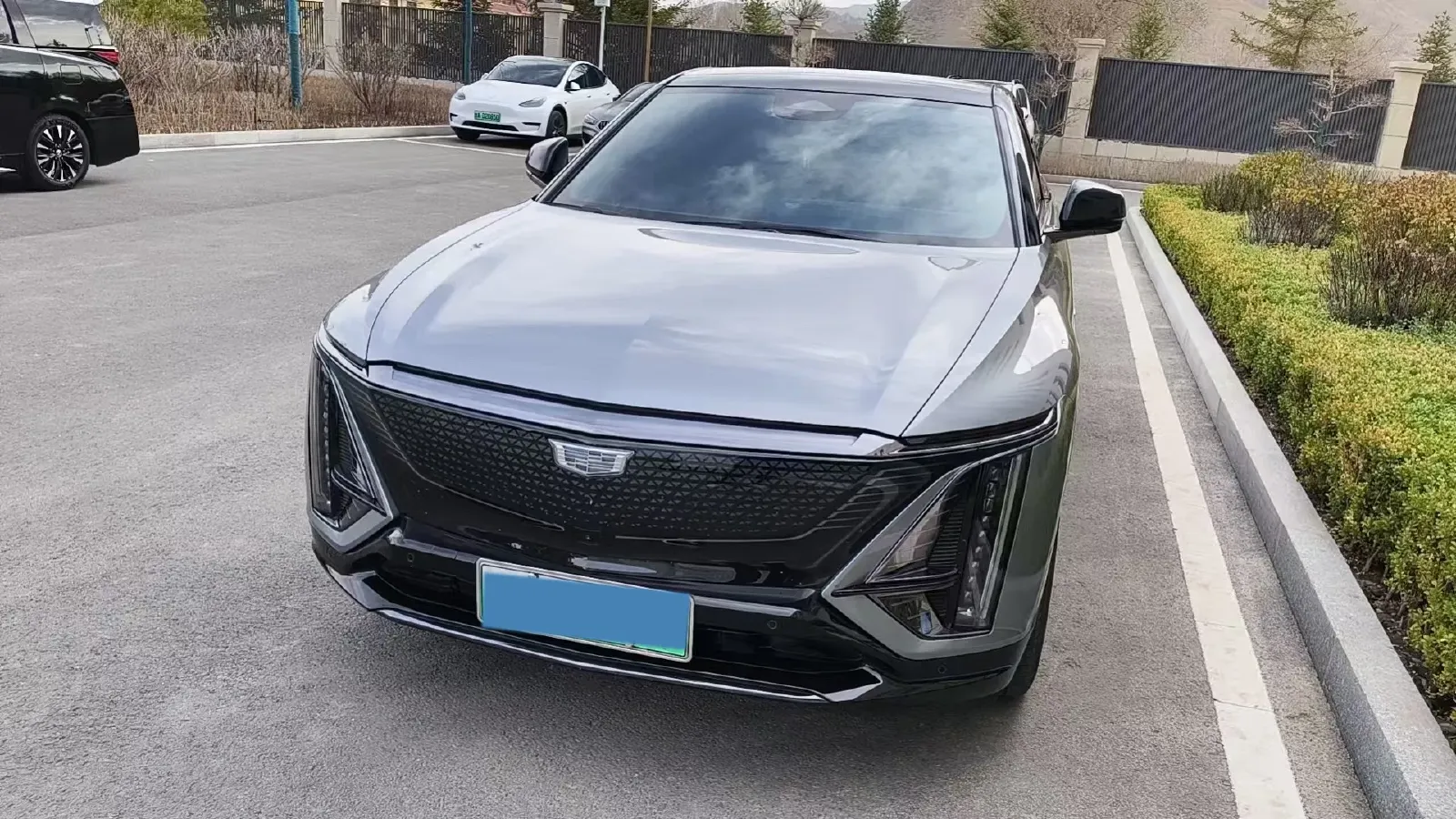 2022 Cadillac IQ Lyriq BEV 95.7KWH,autocango,china used car exporter,china ev exporter,chinese used car exporter,chinese used ev exporter