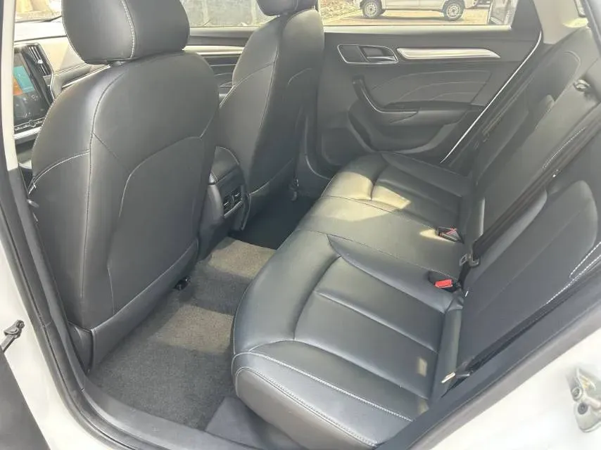 2019 Roewe i6 1.6L 125HP L4 CVT,autocango,china used car exporter,china ev exporter,chinese used car exporter,chinese used ev exporter