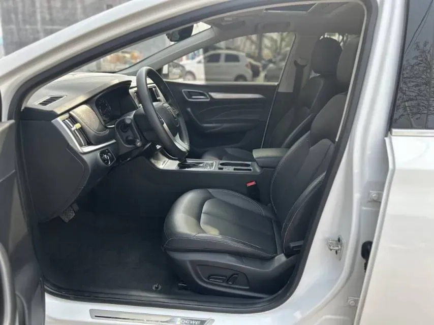2019 Roewe i6 1.6L 125HP L4 CVT,autocango,china used car exporter,china ev exporter,chinese used car exporter,chinese used ev exporter