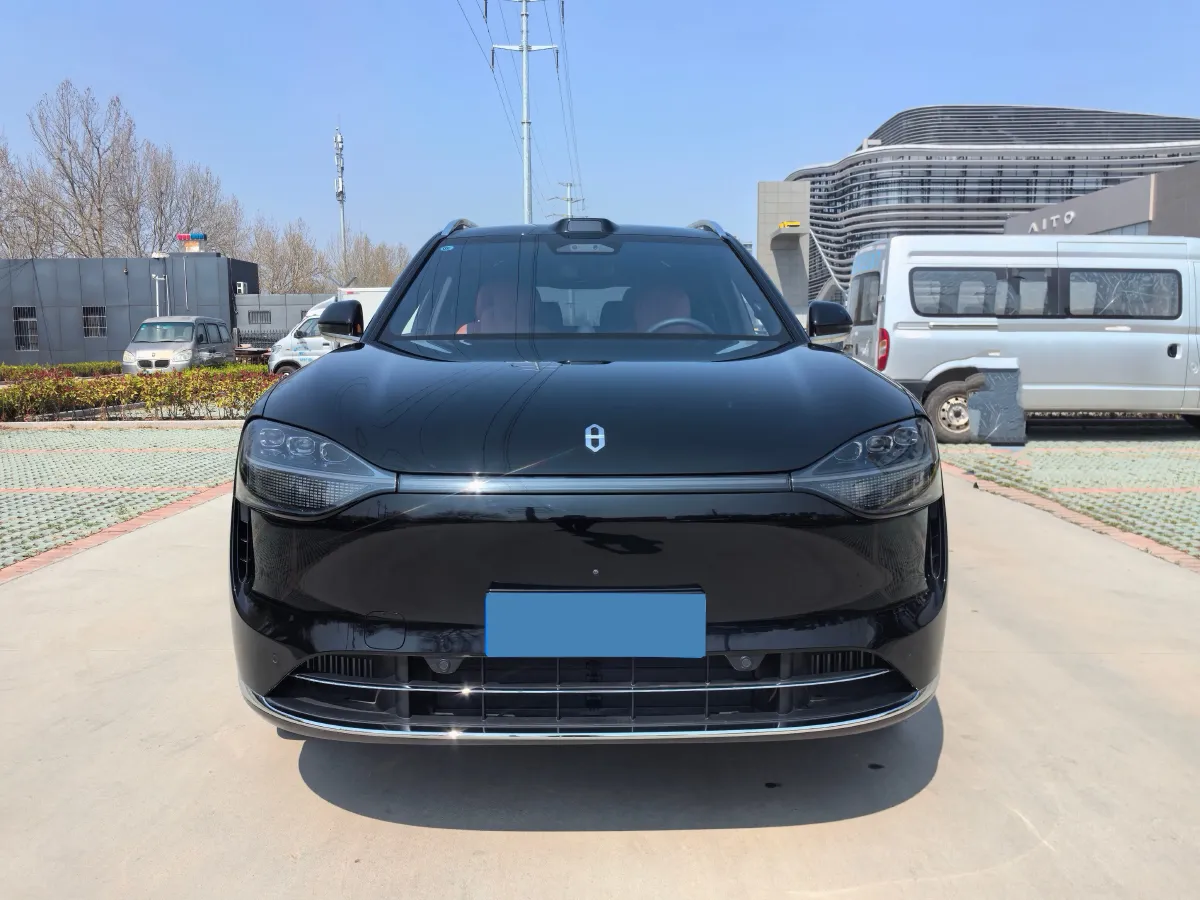 2024 AITO AITO M9 1.5T 152HP L4 REEV 42KWH,autocango,china used car exporter,china ev exporter,chinese used car exporter,chinese used ev exporter