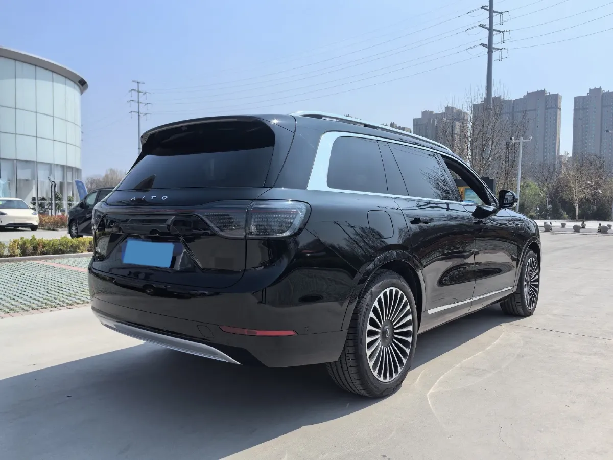 2024 AITO AITO M9 1.5T 152HP L4 REEV 42KWH,autocango,china used car exporter,china ev exporter,chinese used car exporter,chinese used ev exporter