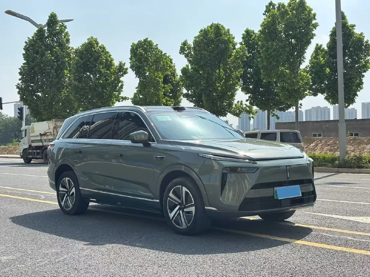 2025 WEY BlueMountain 1.5T 170HP L4 4DHT PHEV 44.5KWH,autocango,china used car exporter,china ev exporter,chinese used car exporter,chinese used ev exporter