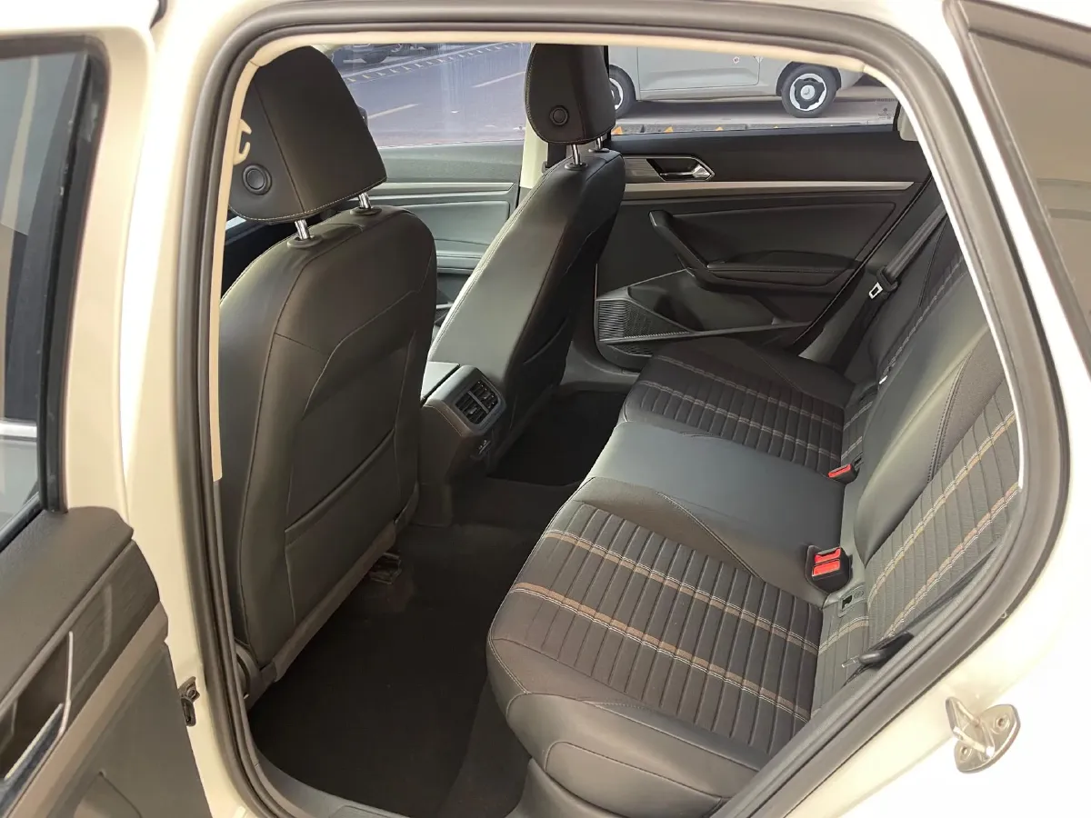 2021 Volkswagen Lavida 1.4T 150HP L4 7DCT,autocango,china used car exporter,china ev exporter,chinese used car exporter,chinese used ev exporter