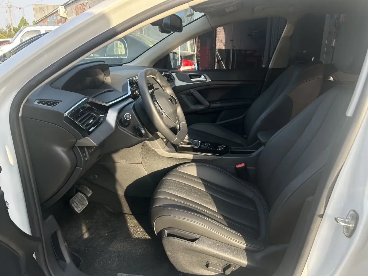 2022 Peugeot 408 1.6T 170HP L4 6AT,autocango,china used car exporter,china ev exporter,chinese used car exporter,chinese used ev exporter