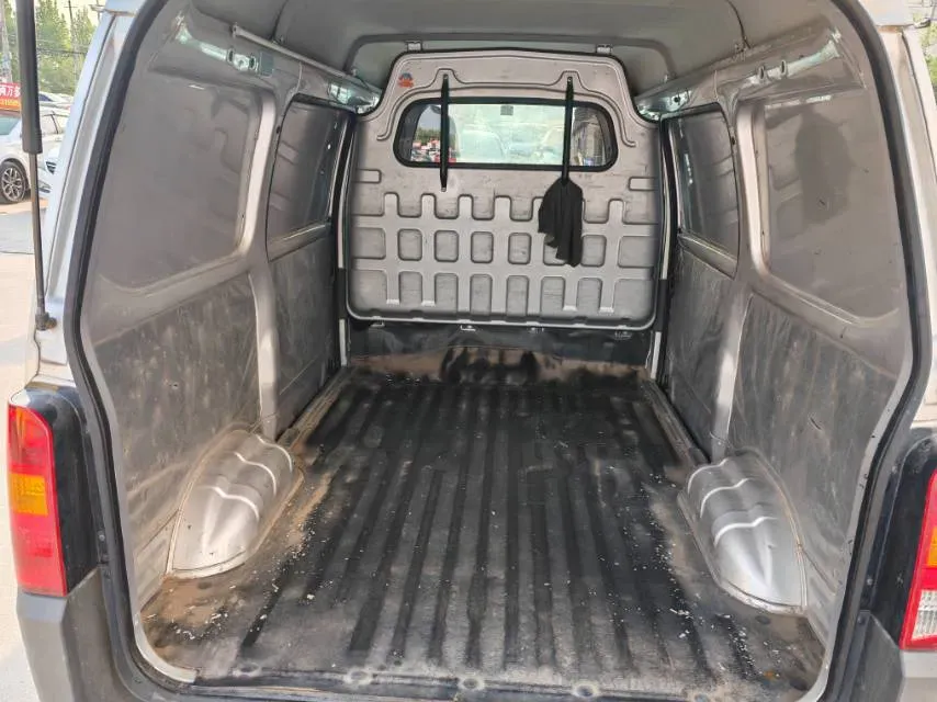 2023 WuLing ZhiGuang 1.5L 102HP L4 5MT,autocango,china used car exporter,china ev exporter,chinese used car exporter,chinese used ev exporter