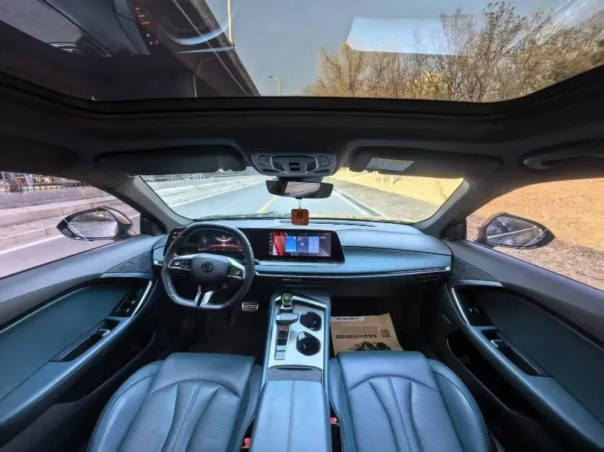 2023 MG 7 2.0T 261HP L4 9AT,autocango,china used car exporter,china ev exporter,chinese used car exporter,chinese used ev exporter