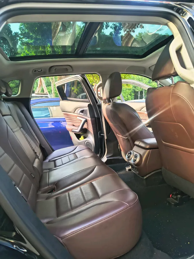 2020 WEY VV7 2.0T 227HP L4 7DCT,autocango,china used car exporter,china ev exporter,chinese used car exporter,chinese used ev exporter