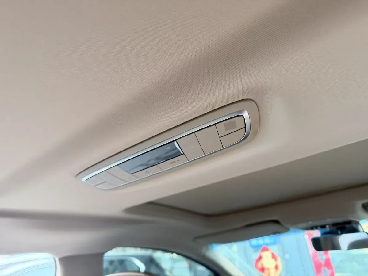 2020 Buick GL8 2.0T 237HP L4 9AT,autocango,china used car exporter,china ev exporter,chinese used car exporter,chinese used ev exporter