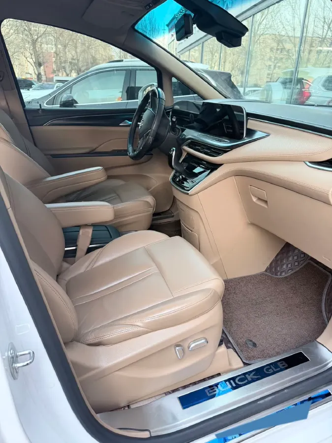 2020 Buick GL8 2.0T 237HP L4 9AT,autocango,china used car exporter,china ev exporter,chinese used car exporter,chinese used ev exporter