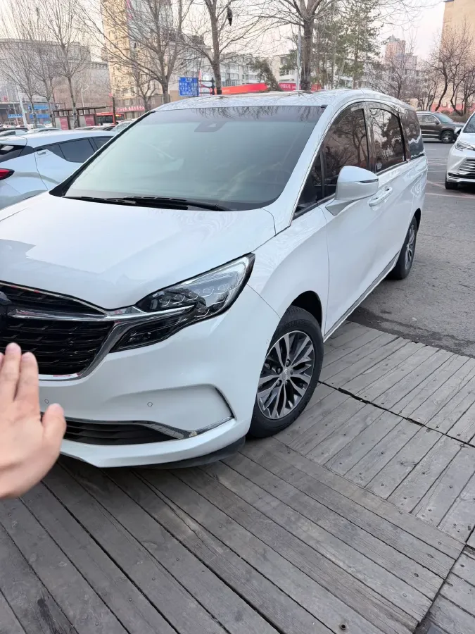 2020 Buick GL8 2.0T 237HP L4 9AT,autocango,china used car exporter,china ev exporter,chinese used car exporter,chinese used ev exporter
