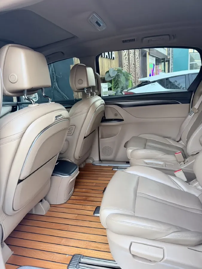 2020 Buick GL8 2.0T 237HP L4 9AT,autocango,china used car exporter,china ev exporter,chinese used car exporter,chinese used ev exporter