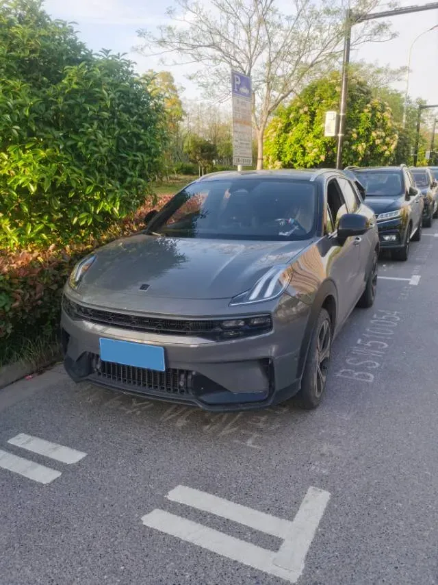 2023 LYNK&CO 06 1.5T 181HP L4 7DCT,autocango,china used car exporter,china ev exporter,chinese used car exporter,chinese used ev exporter