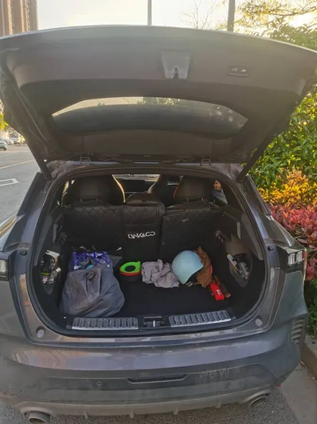 2023 LYNK&CO 06 1.5T 181HP L4 7DCT,autocango,china used car exporter,china ev exporter,chinese used car exporter,chinese used ev exporter