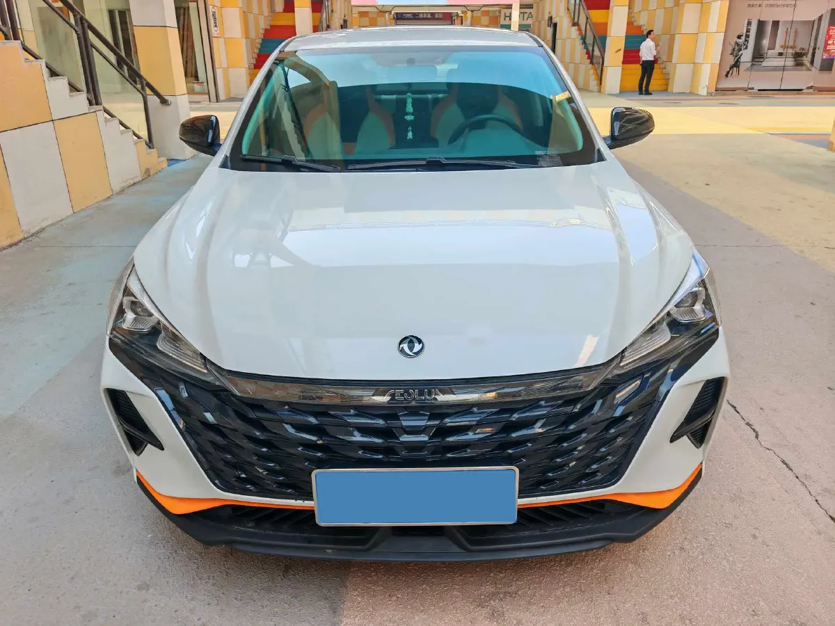 2023 DongFeng Aeolus YiXuan 1.5L 125HP L4 6DCT,autocango,china used car exporter,china ev exporter,chinese used car exporter,chinese used ev exporter