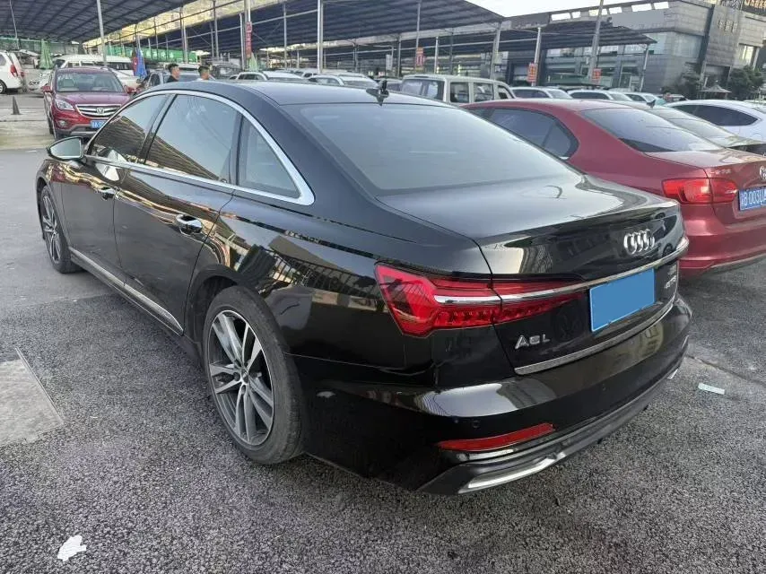 2019 Mercedes-Benz E Class 1.5T 184HP L4 9AT,autocango,china used car exporter,china ev exporter,chinese used car exporter,chinese used ev exporter