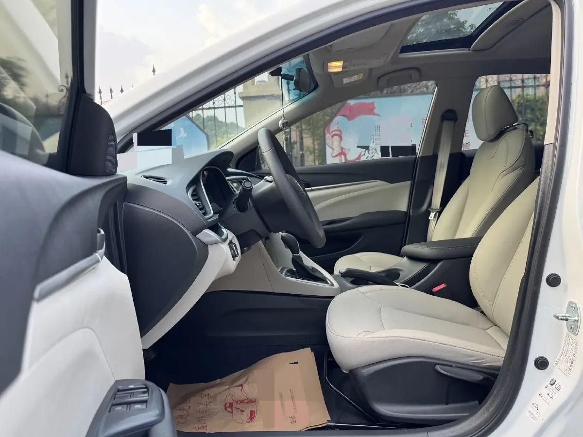 2020 Buick Encore 1.0T 125HP L3 6AT,autocango,china used car exporter,china ev exporter,chinese used car exporter,chinese used ev exporter