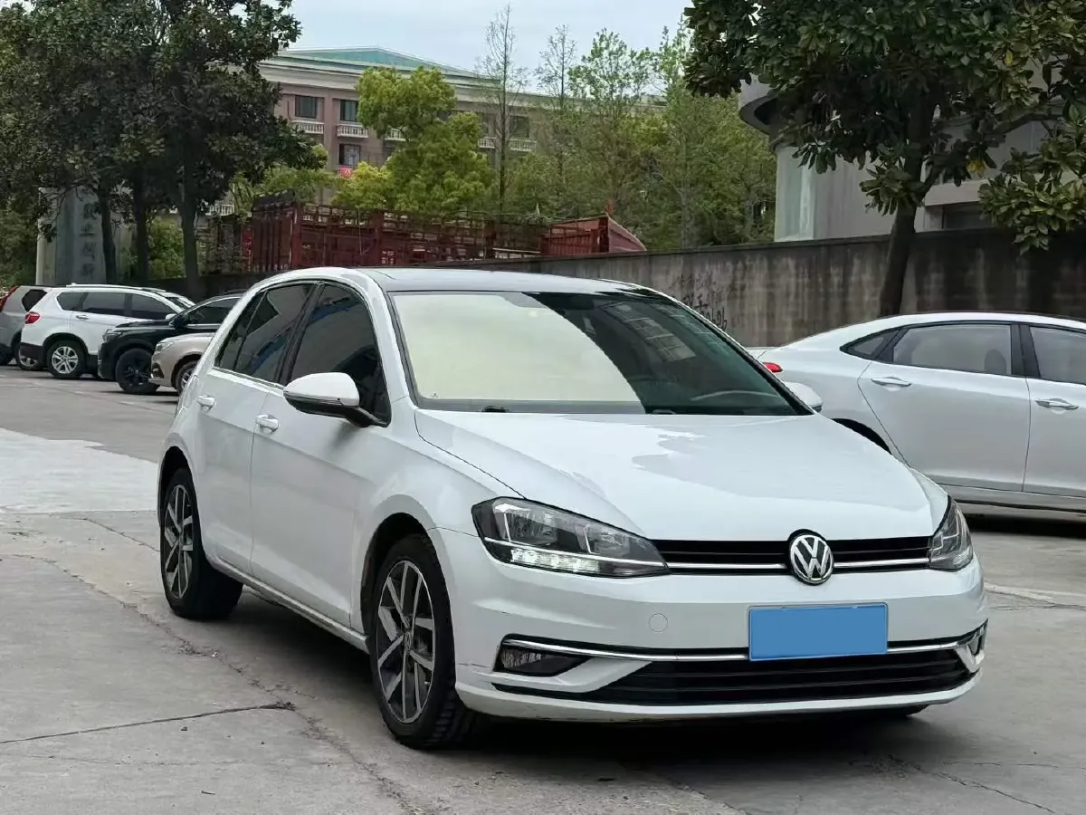 2019 Volkswagen Golf 1.2T 116HP L4 7DCT,autocango,china used car exporter,china ev exporter,chinese used car exporter,chinese used ev exporter