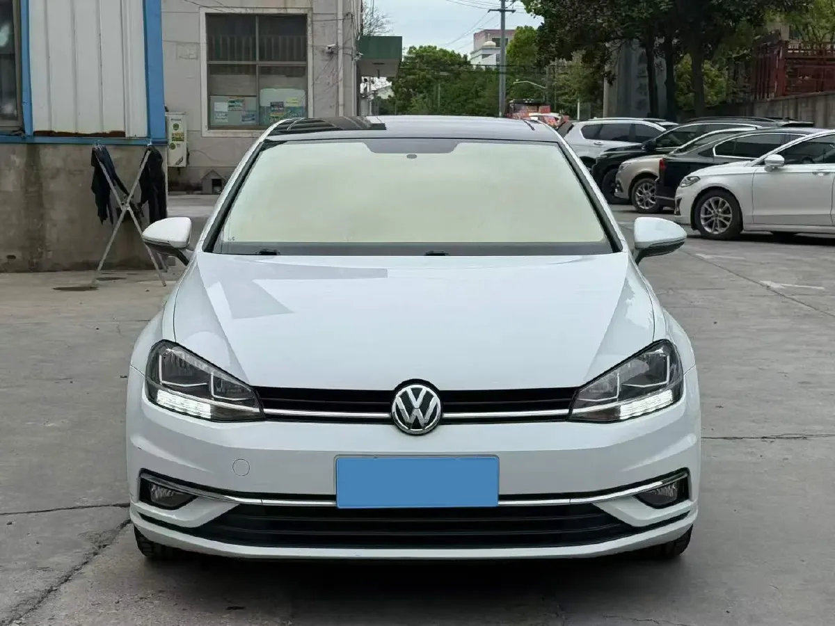 2019 Volkswagen Golf 1.2T 116HP L4 7DCT,autocango,china used car exporter,china ev exporter,chinese used car exporter,chinese used ev exporter