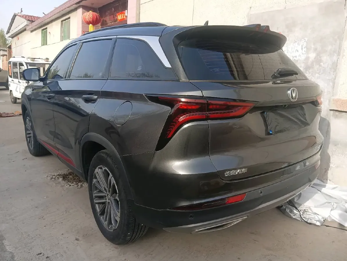 2021 ChangAn CS75 1.5T 178HP L4 7DCT,autocango,china used car exporter,china ev exporter,chinese used car exporter,chinese used ev exporter