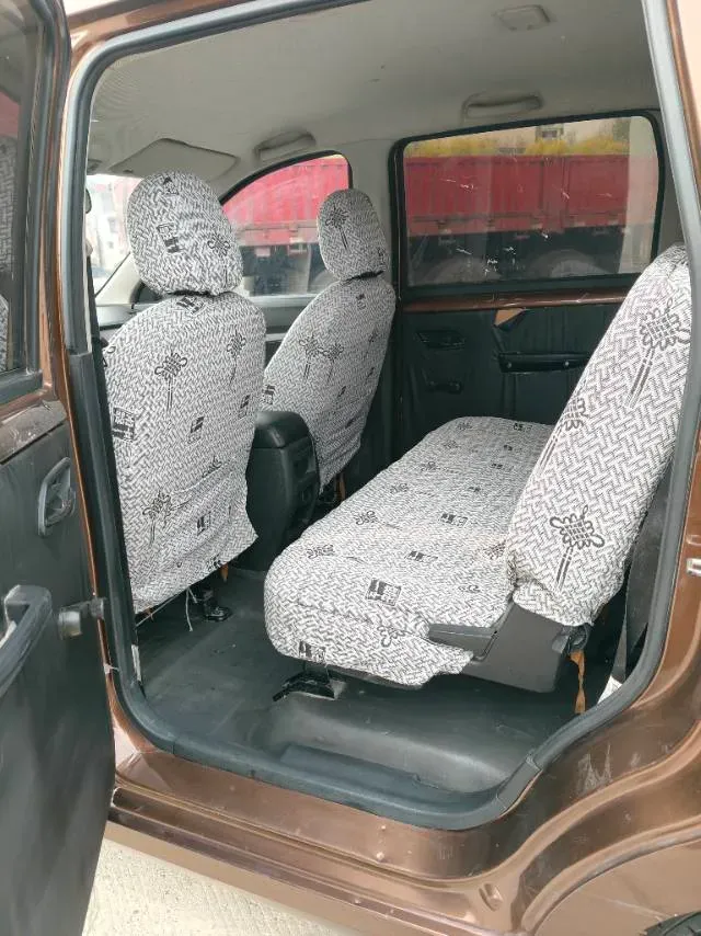 2019 WuLing HongGuang 1.5L 105HP L4 5MT,autocango,china used car exporter,china ev exporter,chinese used car exporter,chinese used ev exporter