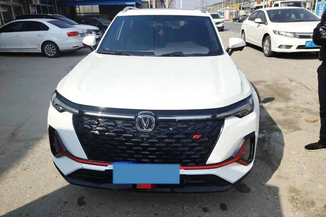 2021 ChangAn CS35 Plus 1.4T 160HP L4 7DCT,autocango,china used car exporter,china ev exporter,chinese used car exporter,chinese used ev exporter