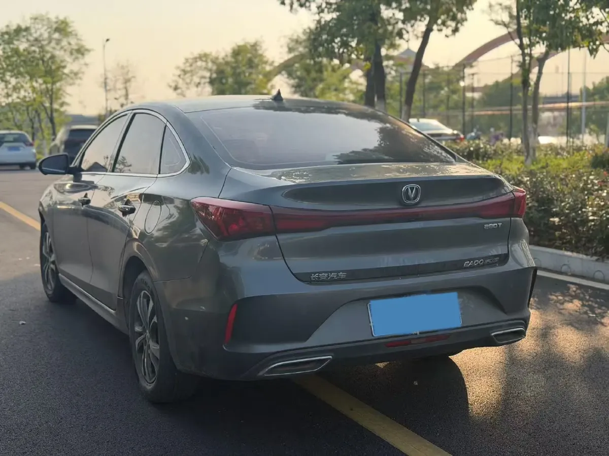 2022 ChangAn Eado 1.4T 160HP L4 7DCT,autocango,china used car exporter,china ev exporter,chinese used car exporter,chinese used ev exporter