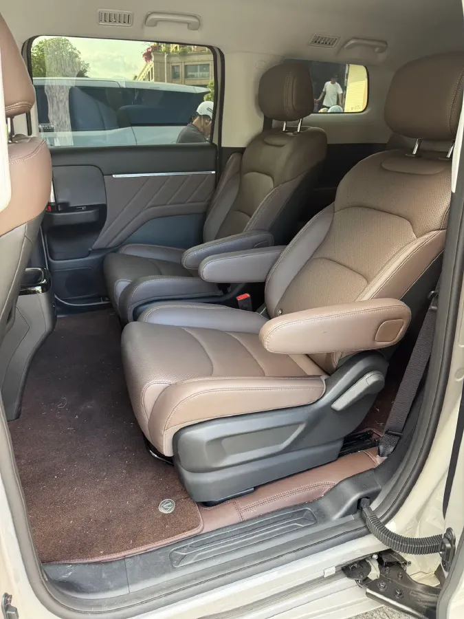 2025 BAW RuiSheng Trump M7 2.0L 144HP L4 8AT,autocango,china used car exporter,china ev exporter,chinese used car exporter,chinese used ev exporter