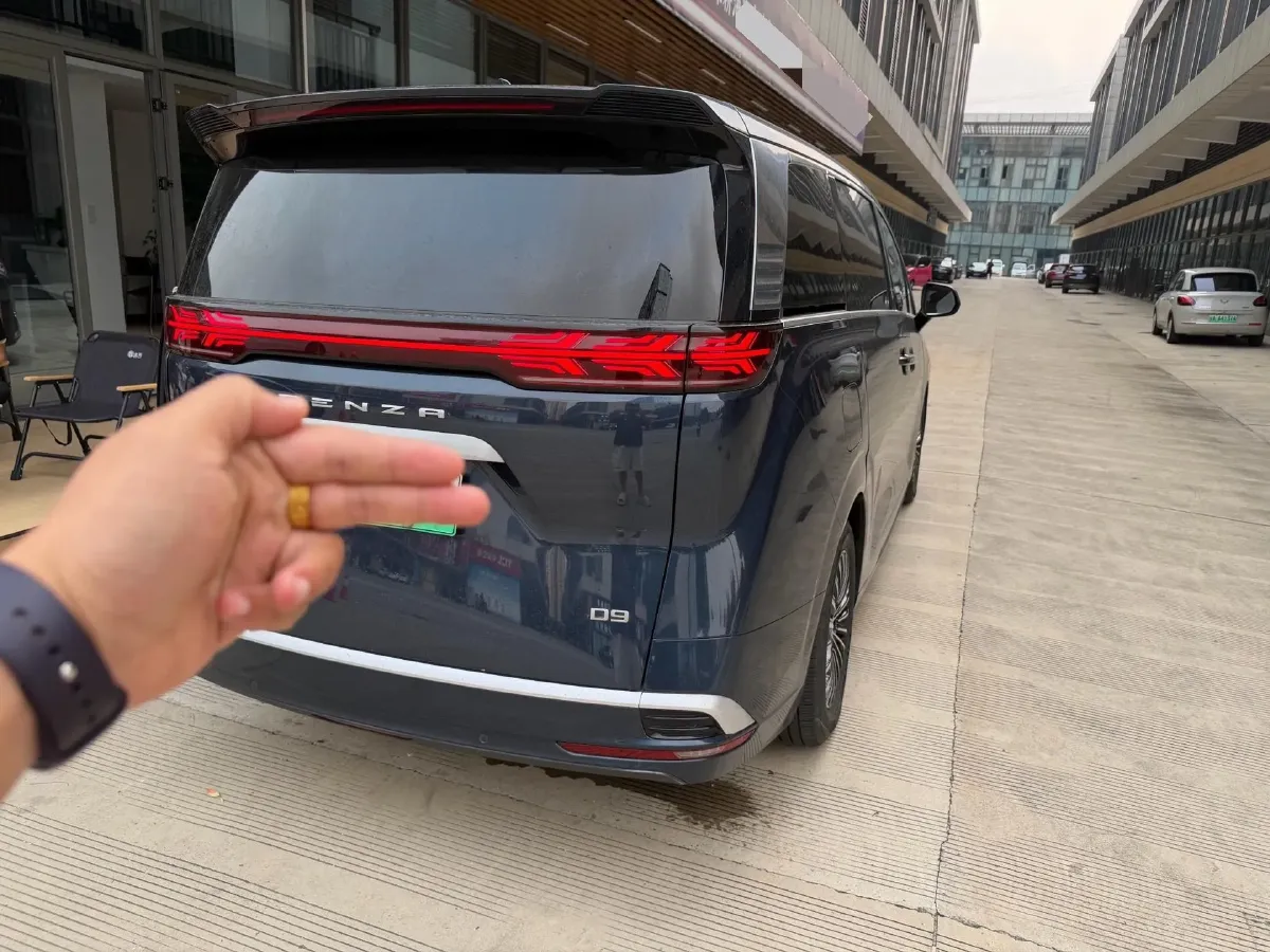 2022 Honda Odyssey 2.0L 146HP L4 E-CVT Hybrid,autocango,china used car exporter,china ev exporter,chinese used car exporter,chinese used ev exporter